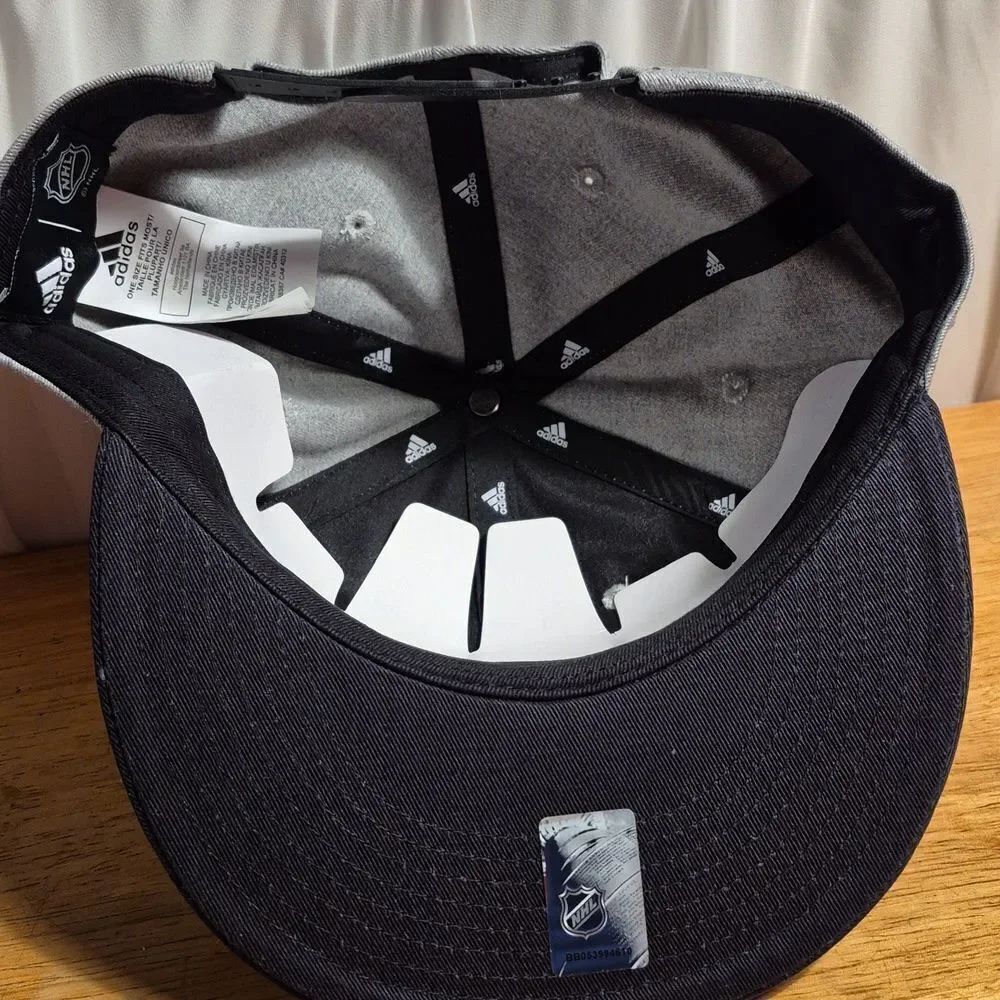 Adidas Pittsburgh Penguins Snapback Hat - New